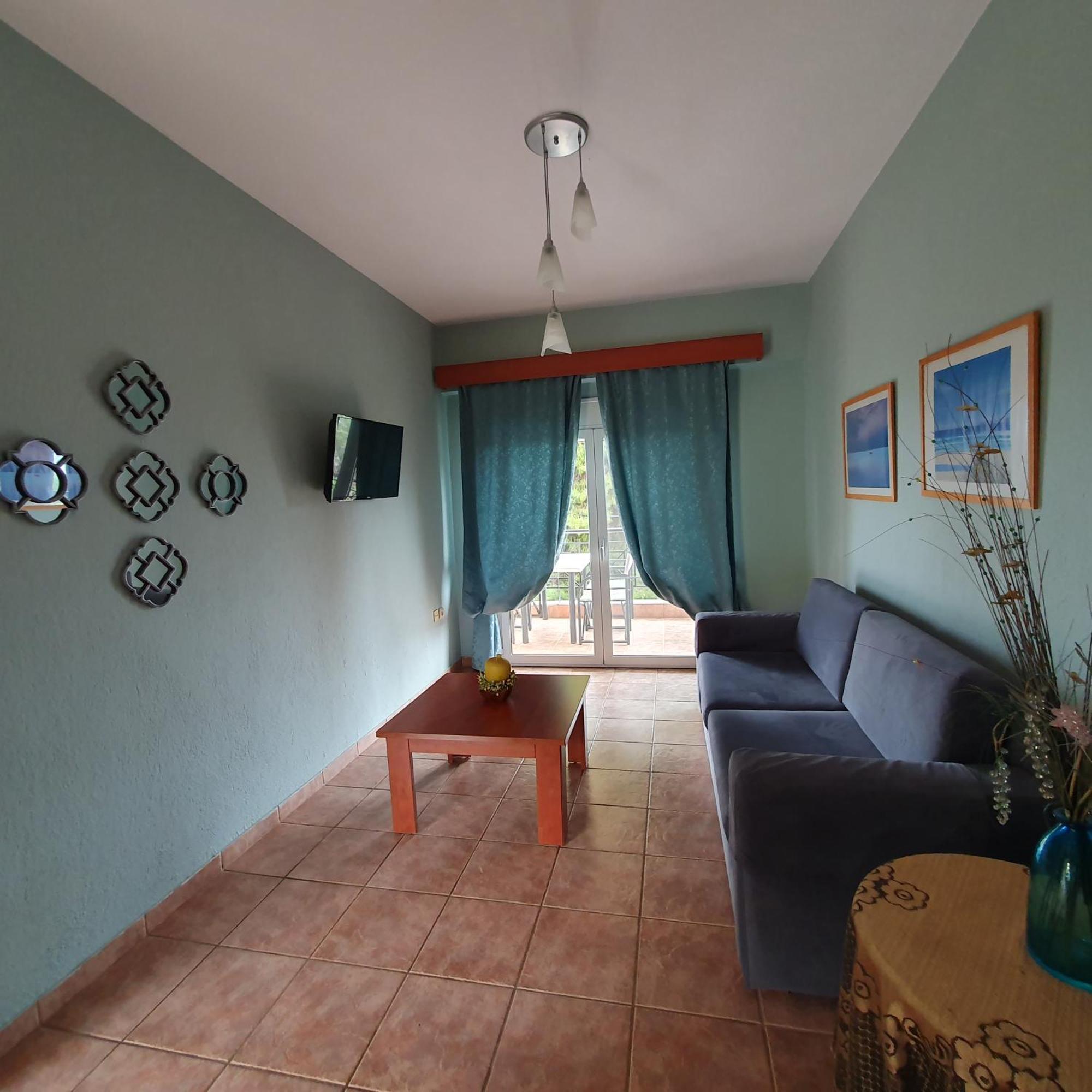 Agrili Apartments & Rooms Elia Nikitis Ruang foto
