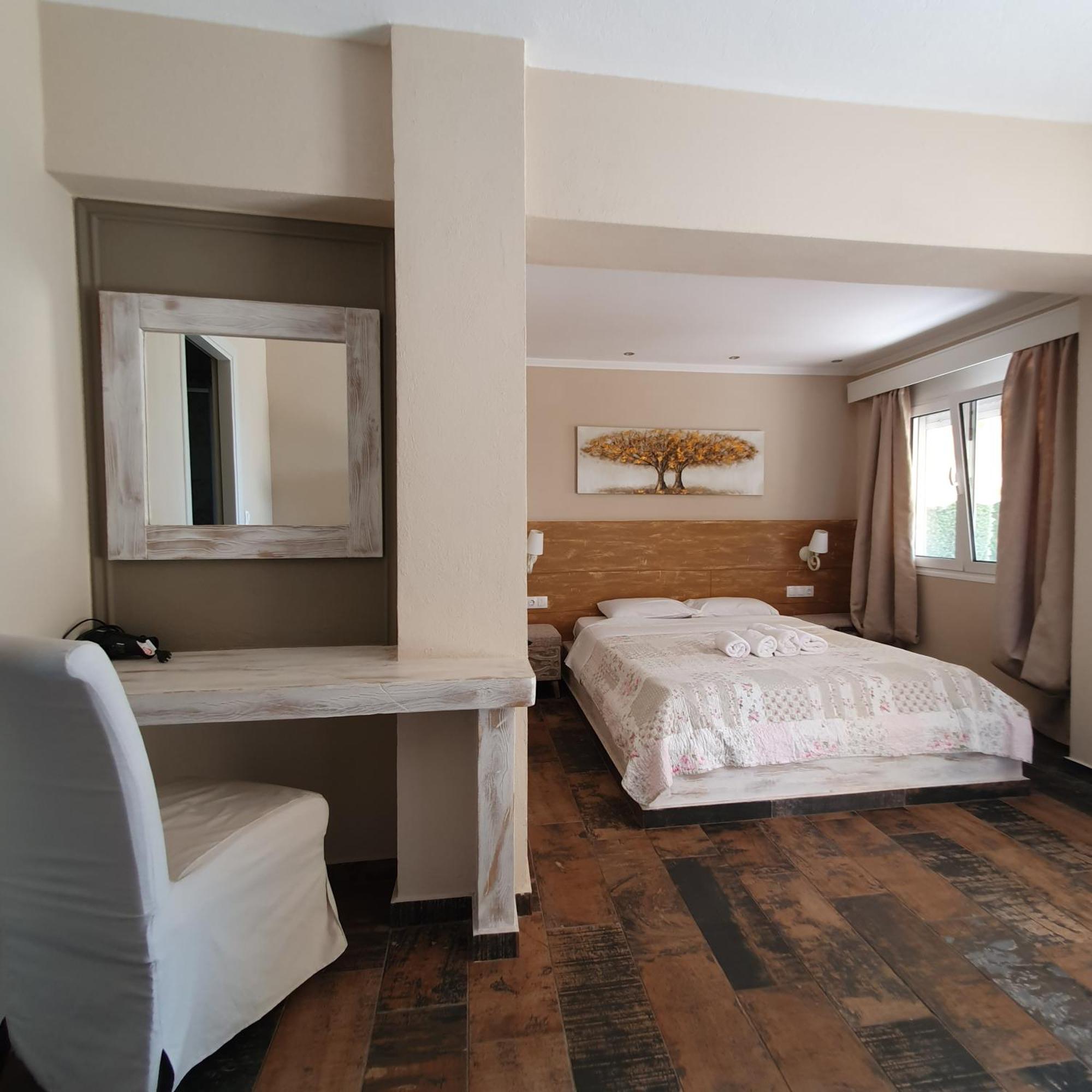 Agrili Apartments & Rooms Elia Nikitis Ruang foto