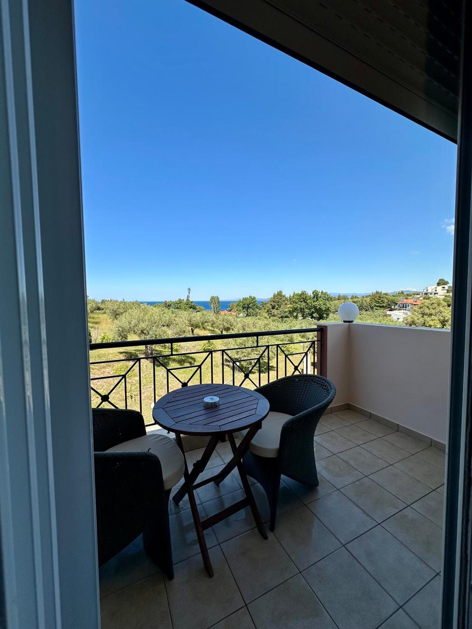 Agrili Apartments & Rooms Elia Nikitis Bagian luar foto